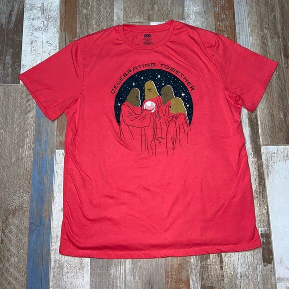 2022 Star Wars Shirt Adult Large Red Chewbacca Life Day Galaxys Edge Christmas - Picture 9 of 9